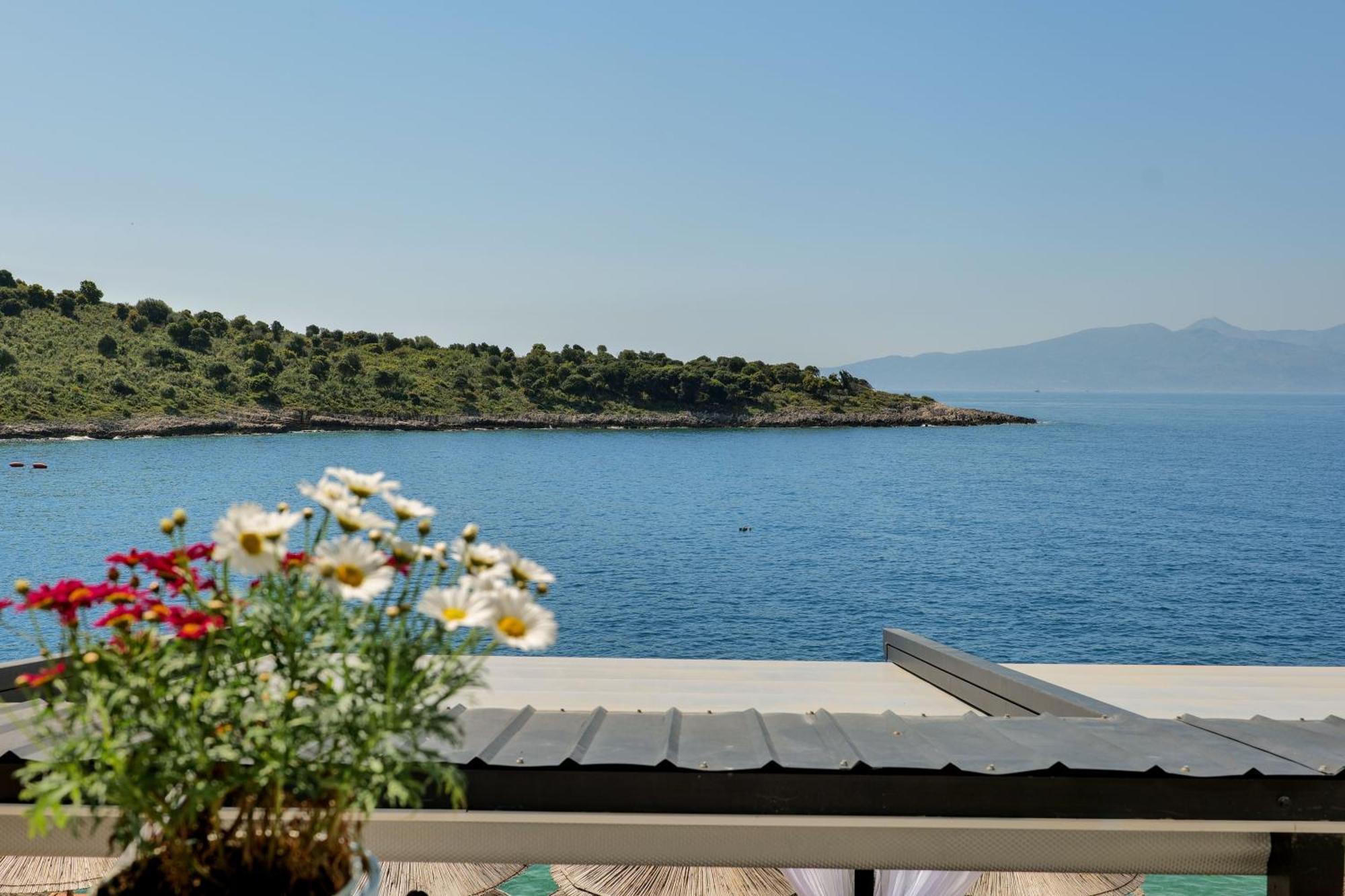 Fabeno Villa Sarandë Exterior foto