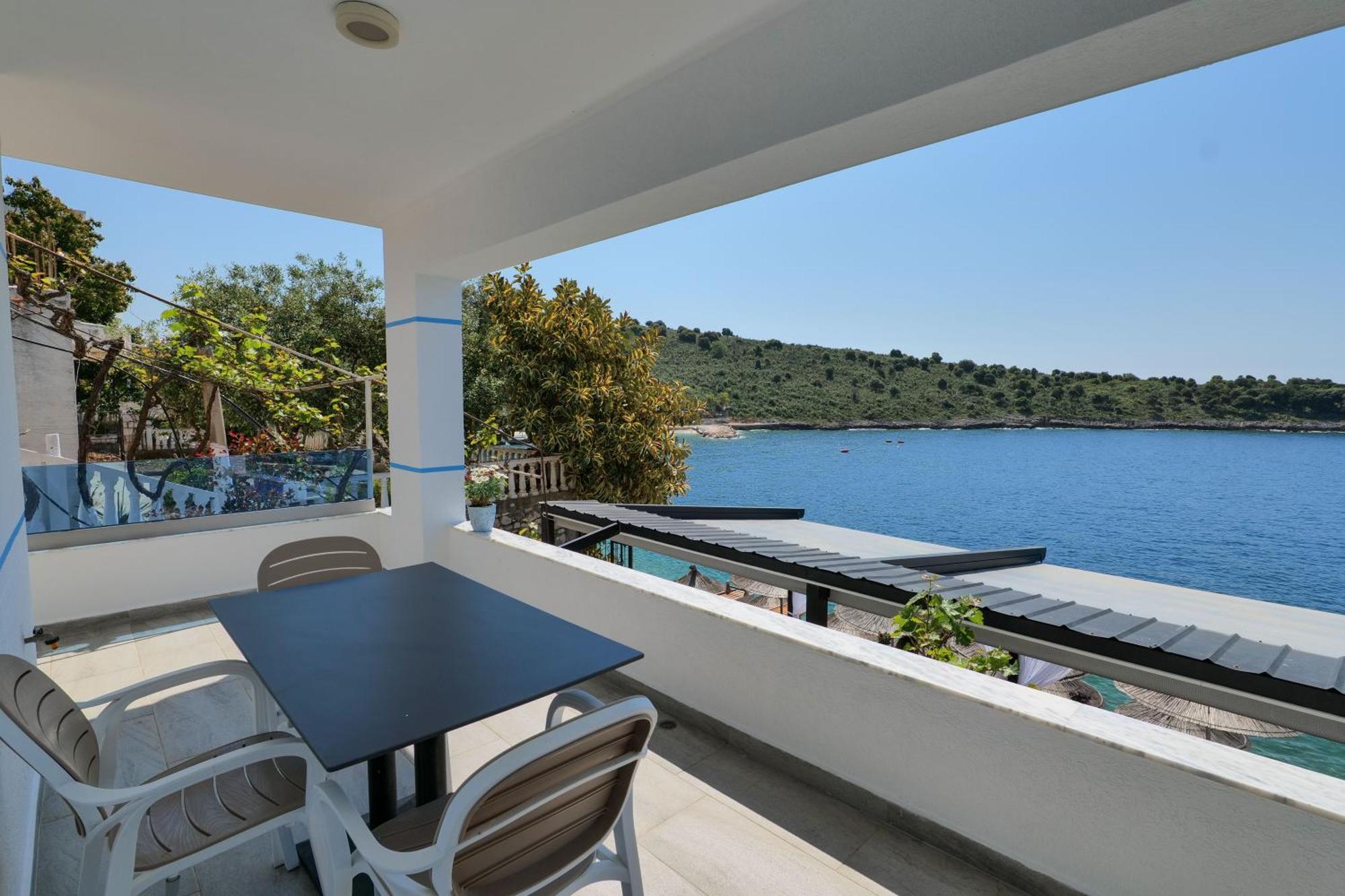 Fabeno Villa Sarandë Exterior foto